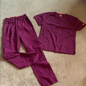Dickies small/tall scrub top/pant set